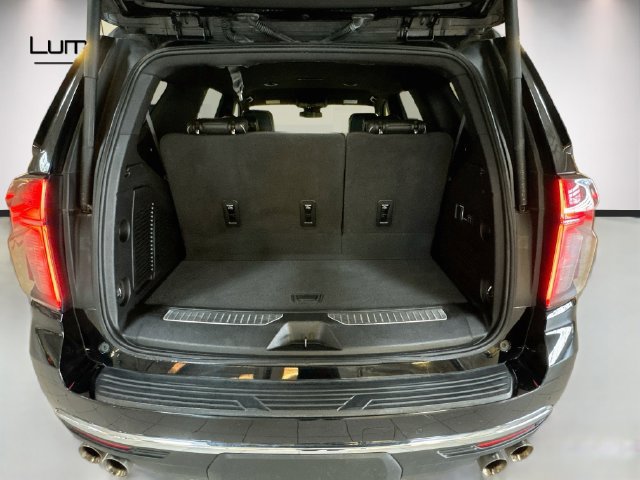 Used 2023 Chevrolet Tahoe Premier AWD/4WD image 26