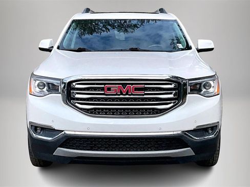 Used 2018 GMC Acadia SLT image 3