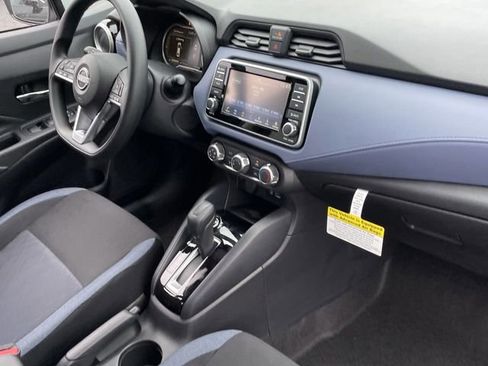 Used 2025 Nissan Versa SV w/ Trunk Package image 20