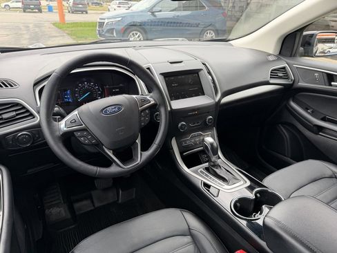 Used 2018 Ford Edge SEL w/ Equipment Group 201A image 9