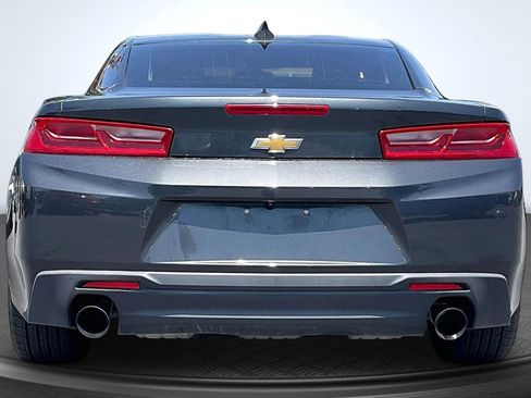 Used 2018 Chevrolet Camaro LT RWD image 4