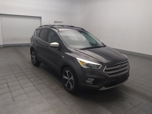 Used 2017 Ford Escape SE w/ SE Leather Comfort Package AWD/4WD image 13
