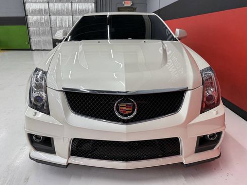 Used 2010 Cadillac CTS V image 38