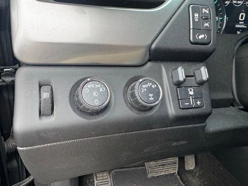 Used 2017 Chevrolet Tahoe LT image 9