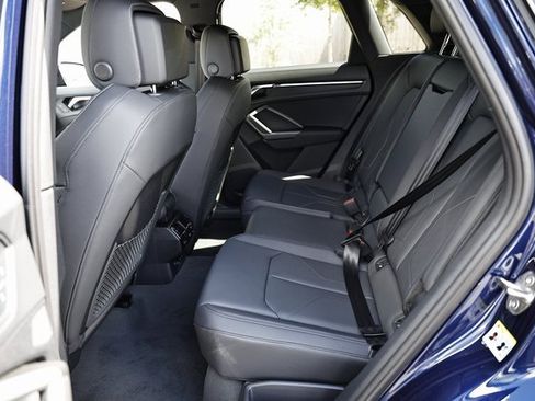 New 2025 Audi Q3 2.0T Premium image 27