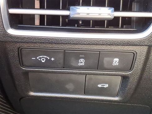 Certified 2025 Hyundai Sonata SE image 23