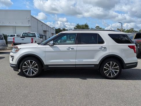 Used 2018 Ford Explorer Platinum AWD/4WD image 6