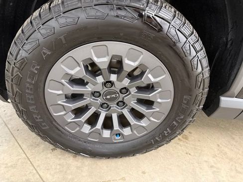 Certified 2026 Honda Passport TrailSport image 14