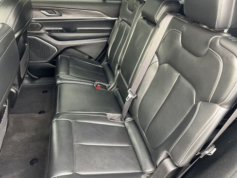 Used 2021 Jeep Grand Cherokee L Limited image 30