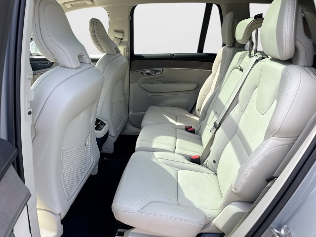 Certified 2026 Volvo XC90 B6 Ultra AWD/4WD image 30