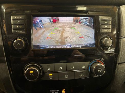 Used 2020 Nissan Rogue S w/ Special Edition Package image 43