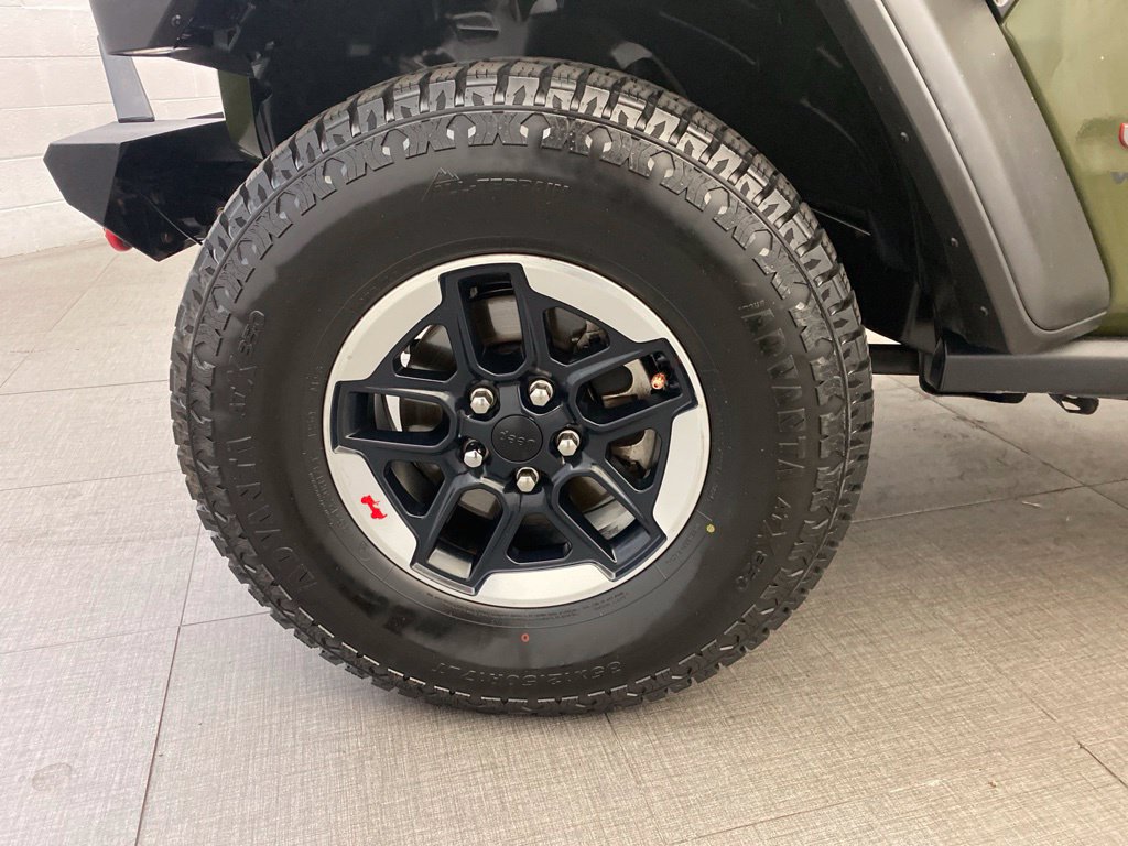 Certified 2022 Jeep Wrangler Unlimited Rubicon AWD/4WD image 10