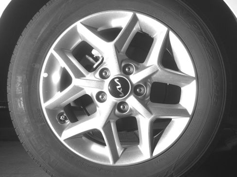 Used 2025 Kia Soul LX w/ LX Technology Package FWD image 15