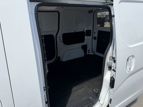 Used 2015 Chevrolet City Express LT w/ Appearance Package FWD image 19