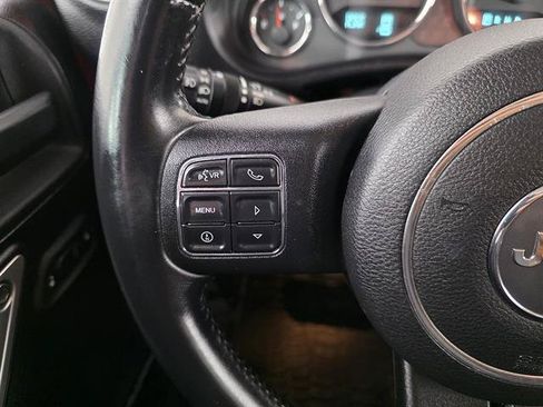 Used 2015 Jeep Wrangler Unlimited Sahara w/ Max Tow Package AWD/4WD image 38