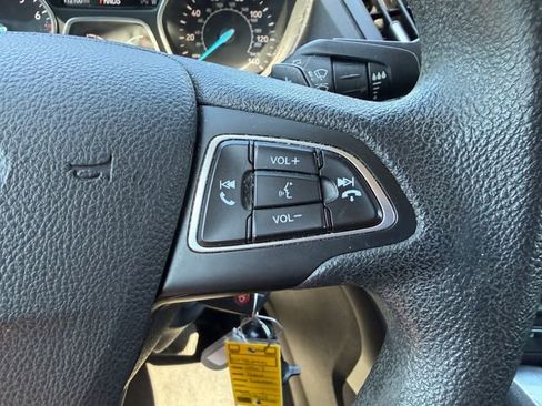 Used 2017 Ford Escape SE w/ Equipment Group 201A AWD/4WD image 20