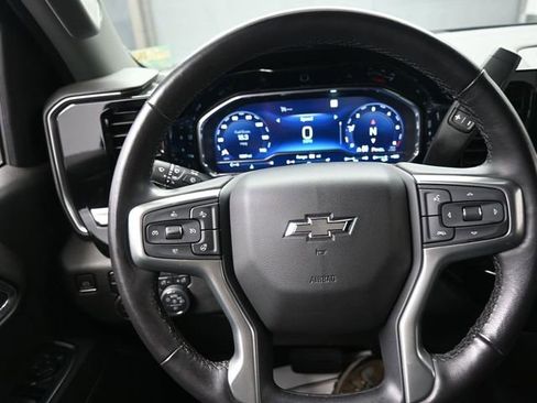 Used 2023 Chevrolet Silverado 1500 RST image 8