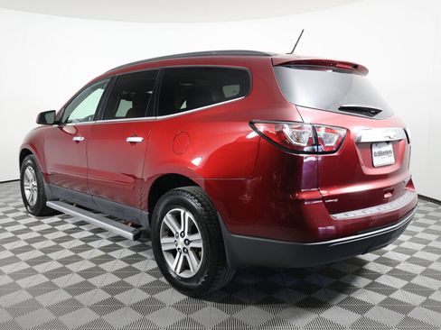 Used 2015 Chevrolet Traverse LT FWD image 4