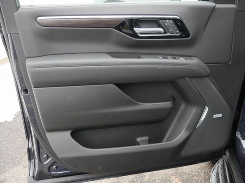 New 2026 Chevrolet Tahoe Premier w/ Sun And Tow Package image 31