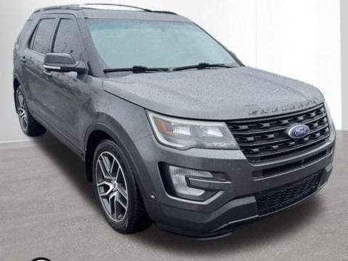Used 2016 Ford Explorer Sport w/ Equipment Group 401A image 3