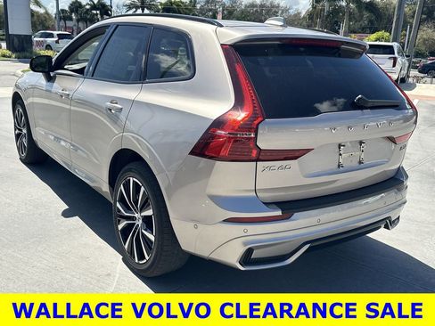 Used 2024 Volvo XC60 B5 Plus image 9