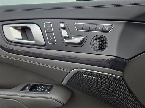 Used 2017 Mercedes-Benz SL 63 AMG SL 63 AMG image 23