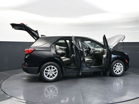 Used 2024 Chevrolet Equinox LT AWD/4WD image 40