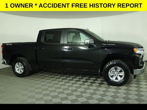 Used 2023 Chevrolet Silverado 1500 LT image 2