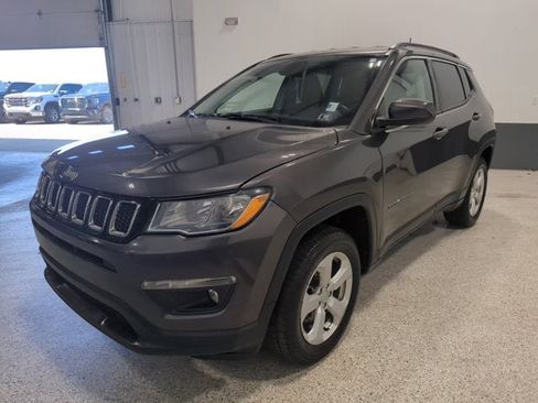 Used 2020 Jeep Compass Latitude w/ Cold Weather Group image 7