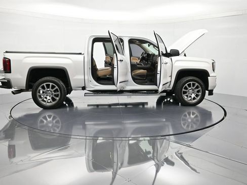 Used 2018 GMC Sierra 1500 Denali image 49