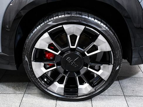 Used 2024 BMW XM Label Red AWD/4WD image 8