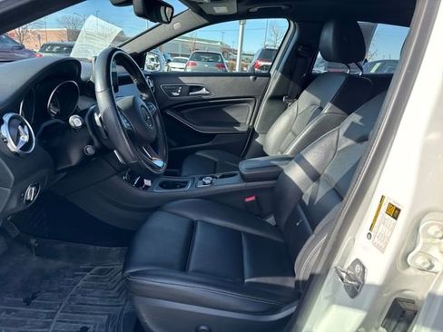 Used 2019 Mercedes-Benz GLA 250 GLA 250 image 9