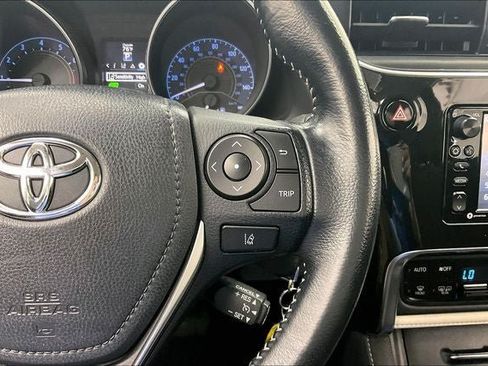 Used 2018 Toyota Corolla iM w/ All-Weather Mat Package FWD image 23