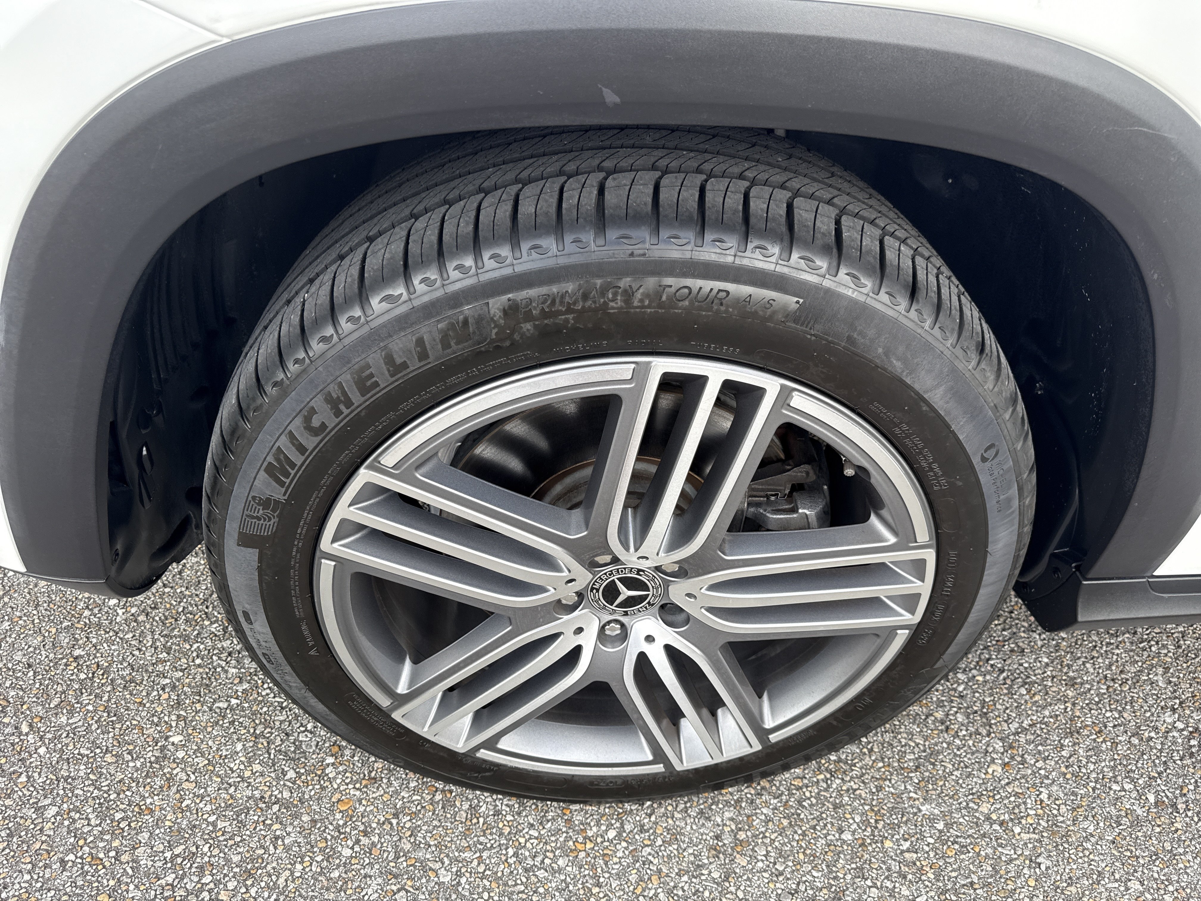 Used 2021 Mercedes-Benz GLS 450 4MATIC image 19