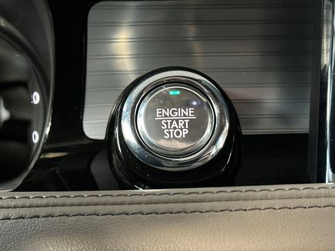 Used 2022 Lincoln Corsair FWD image 21