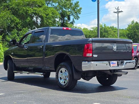 Used 2014 RAM 2500 Tradesman w/ Chrome Appearance Group AWD/4WD image 10
