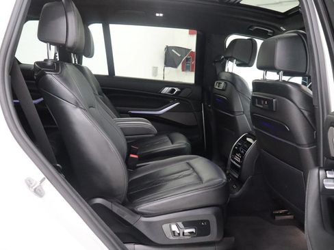 Used 2020 BMW X7 M50i AWD/4WD image 26
