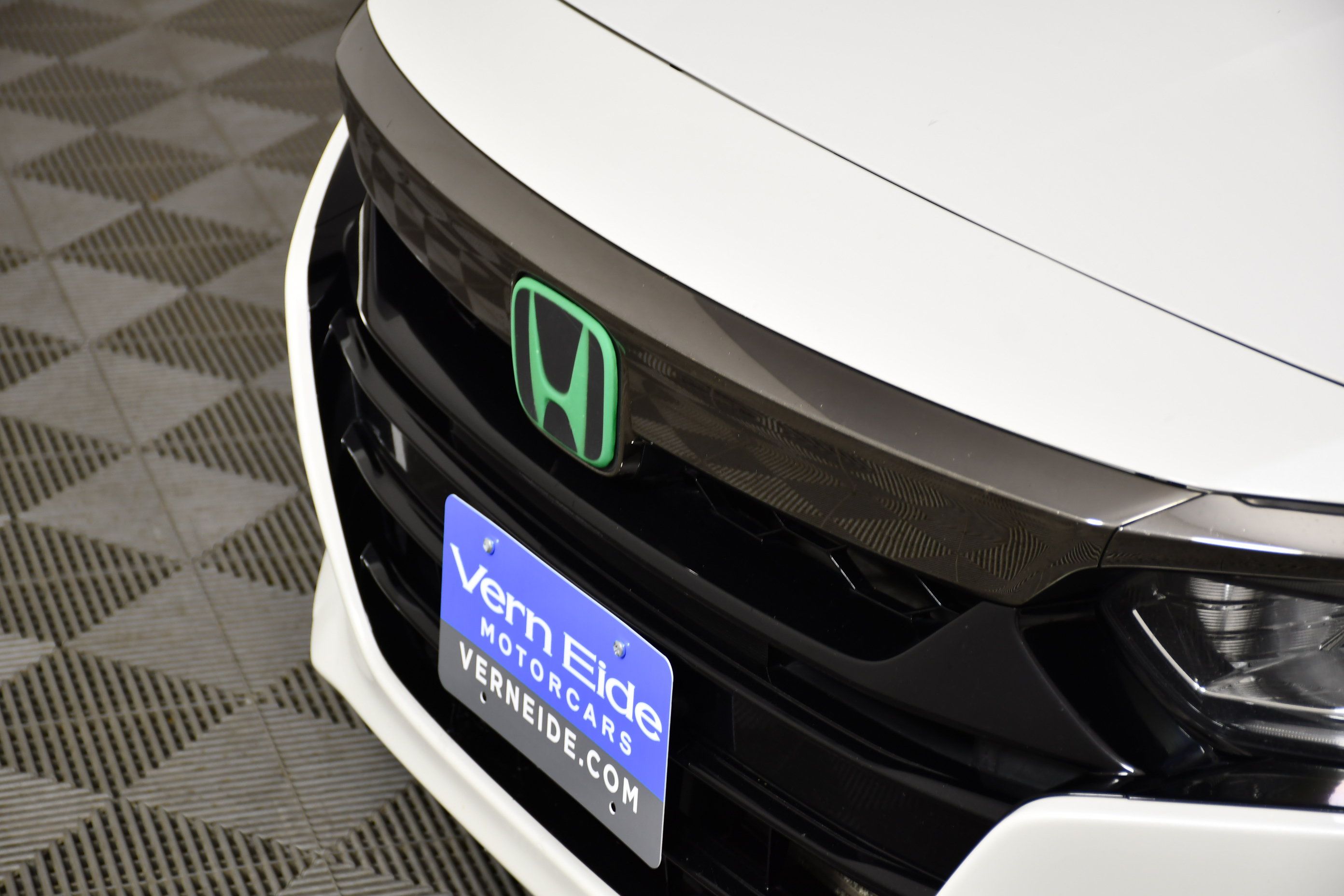 Used 2018 Honda Accord Sport image 11
