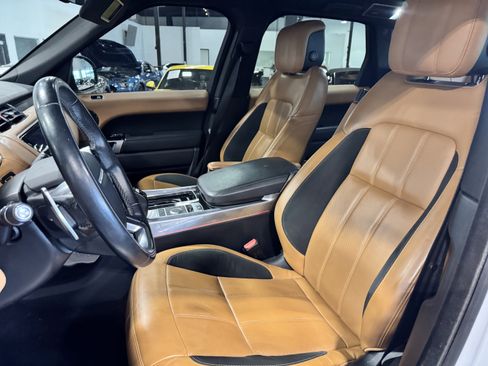 Used 2021 Land Rover Range Rover Sport HSE Dynamic image 9