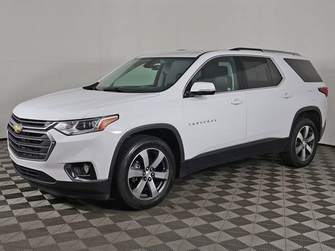 Used 2018 Chevrolet Traverse LT AWD/4WD image 9