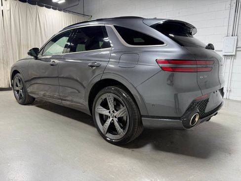 Used 2024 Genesis GV70 2.5T w/ Sport Prestige Package AWD/4WD image 5