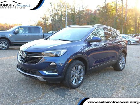 Used 2023 Buick Encore GX Essence w/ Experience Buick Package image 1