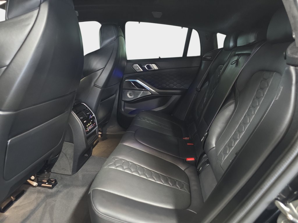 Used 2021 BMW X6 M w/ Competition Package AWD/4WD image 14
