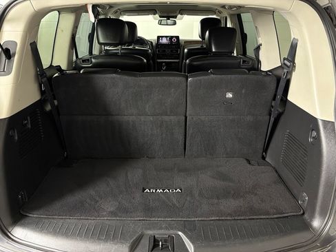 Used 2024 Nissan Armada SL w/ Captain's Chairs Package RWD image 41