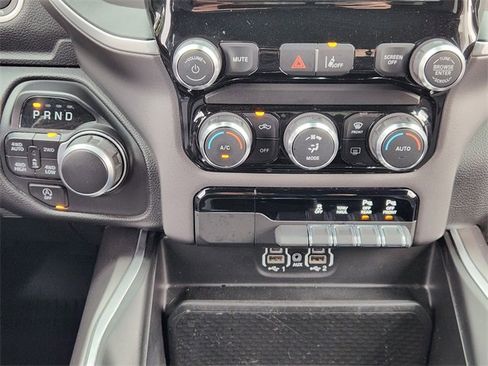 Used 2022 RAM 1500 Lone Star image 18
