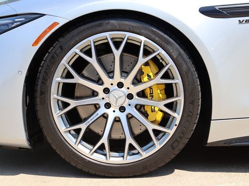 Used 2022 Mercedes-Benz SL 63 AMG Roadster image 57