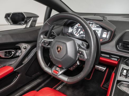 Used 2016 Lamborghini Huracan LP 610-4 AWD/4WD image 20