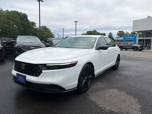 Used 2023 Honda Accord Sport image 5