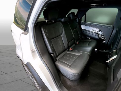 Used 2024 Land Rover Range Rover Sport SE AWD/4WD image 20
