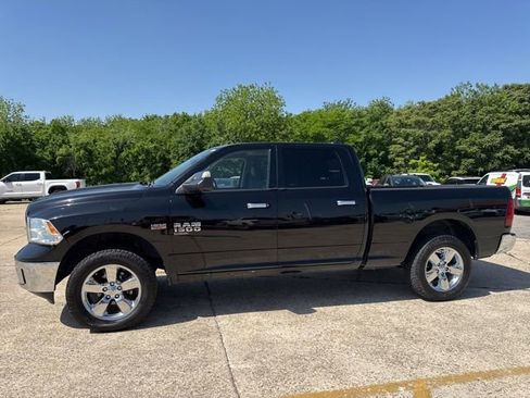 Used 2019 RAM 1500 Big Horn AWD/4WD image 3